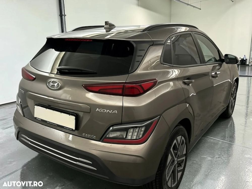 Hyundai KONA Premium - 4