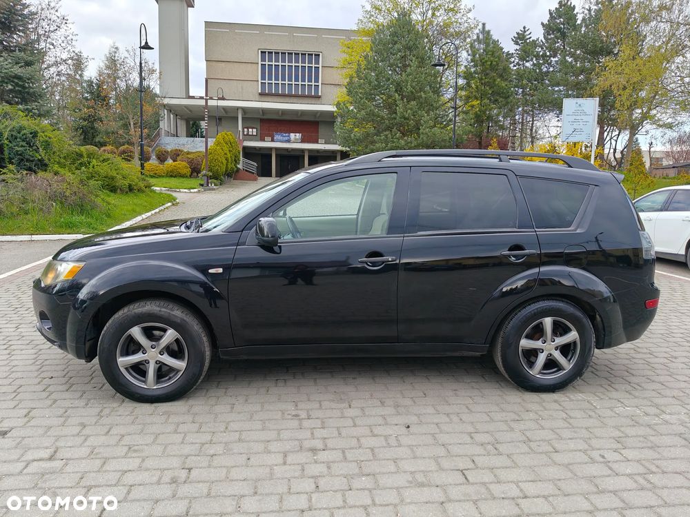 Mitsubishi Outlander 2.4 4WD CVT Intense - 4