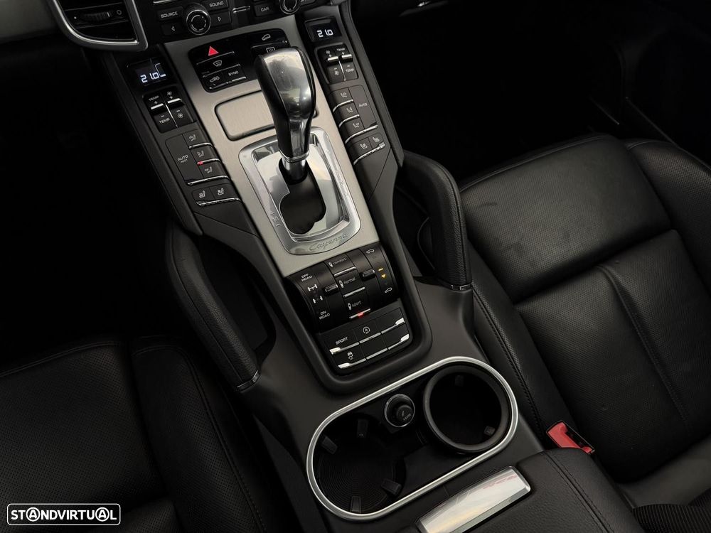 Porsche Cayenne 3.0 V6 - 18