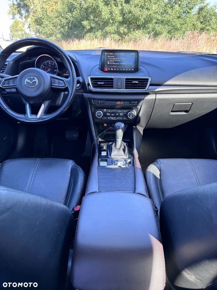 Mazda 3 - 9