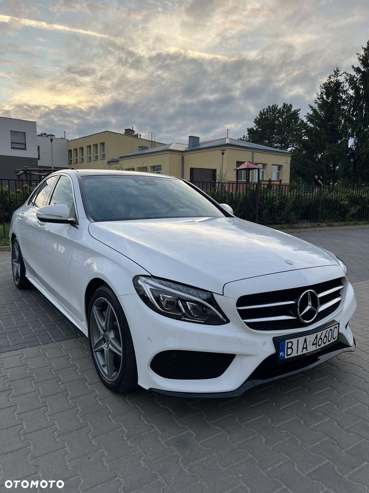 Mercedes-Benz Klasa C 300 7G-TRONIC AMG Line - 3