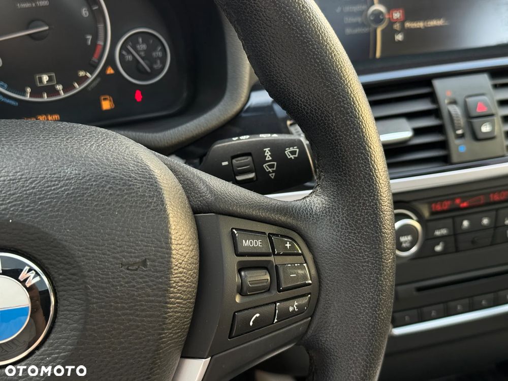 BMW X3 xDrive20i - 30