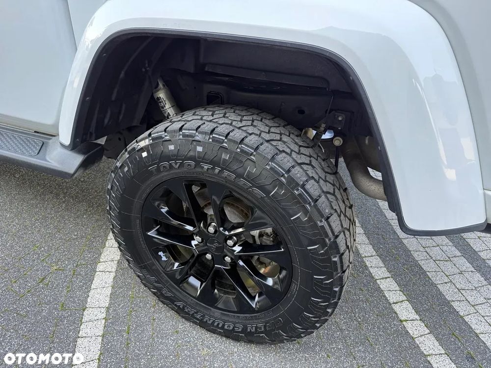 Jeep Gladiator - 38