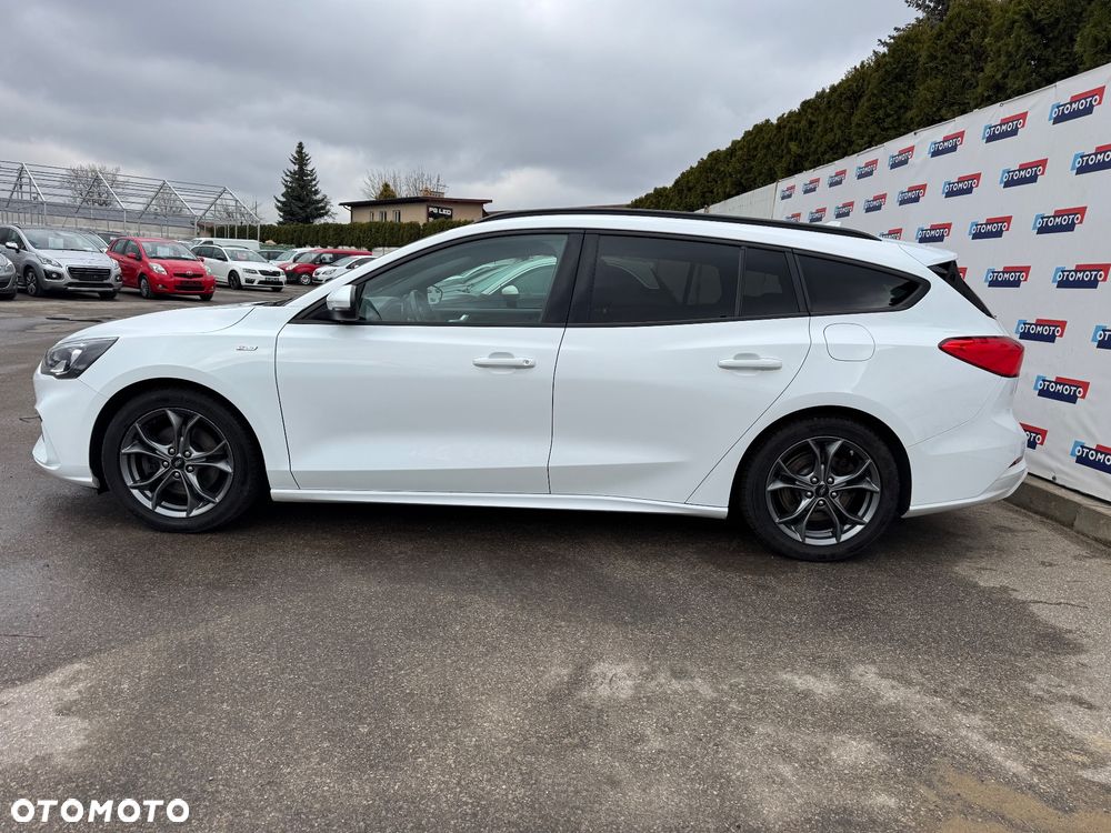 Ford Focus 1.5 EcoBlue Start-Stopp-System ST-LINE DESIGN - 3