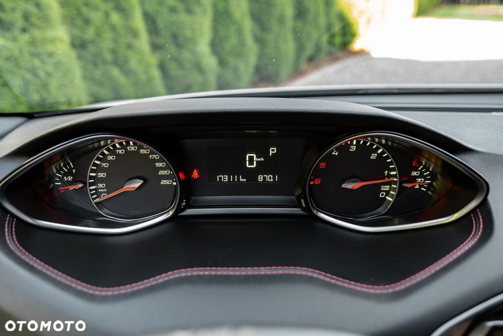 Peugeot 308 BlueHDi 150 EAT6 Stop & Start GT-Line Edition - 40