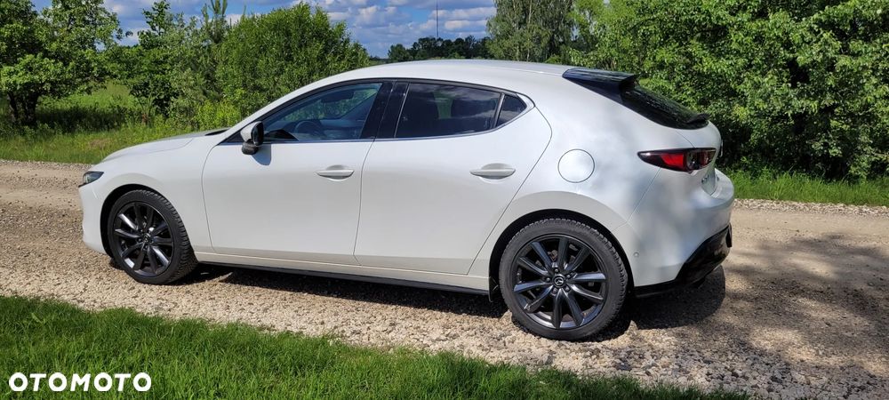 Mazda 3 2.0 mHEV Hikari - 9