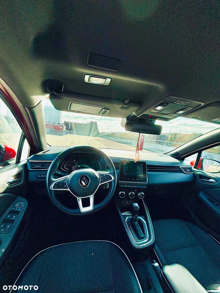 Renault Clio - 8