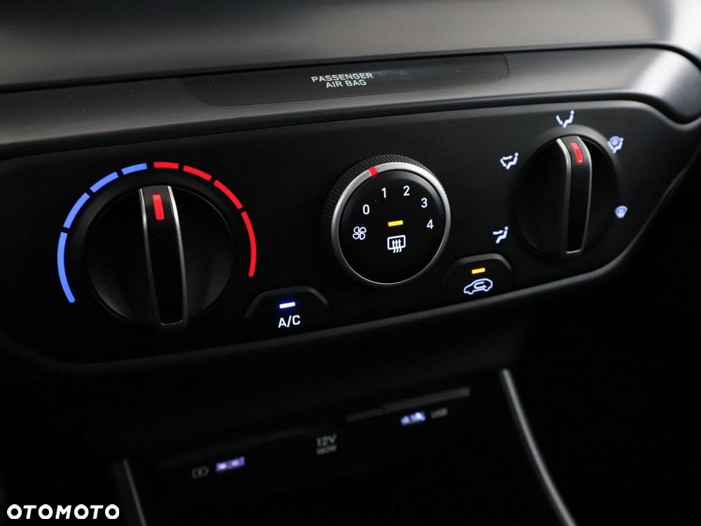 Hyundai Bayon 1.0 T-GDI Trend - 26