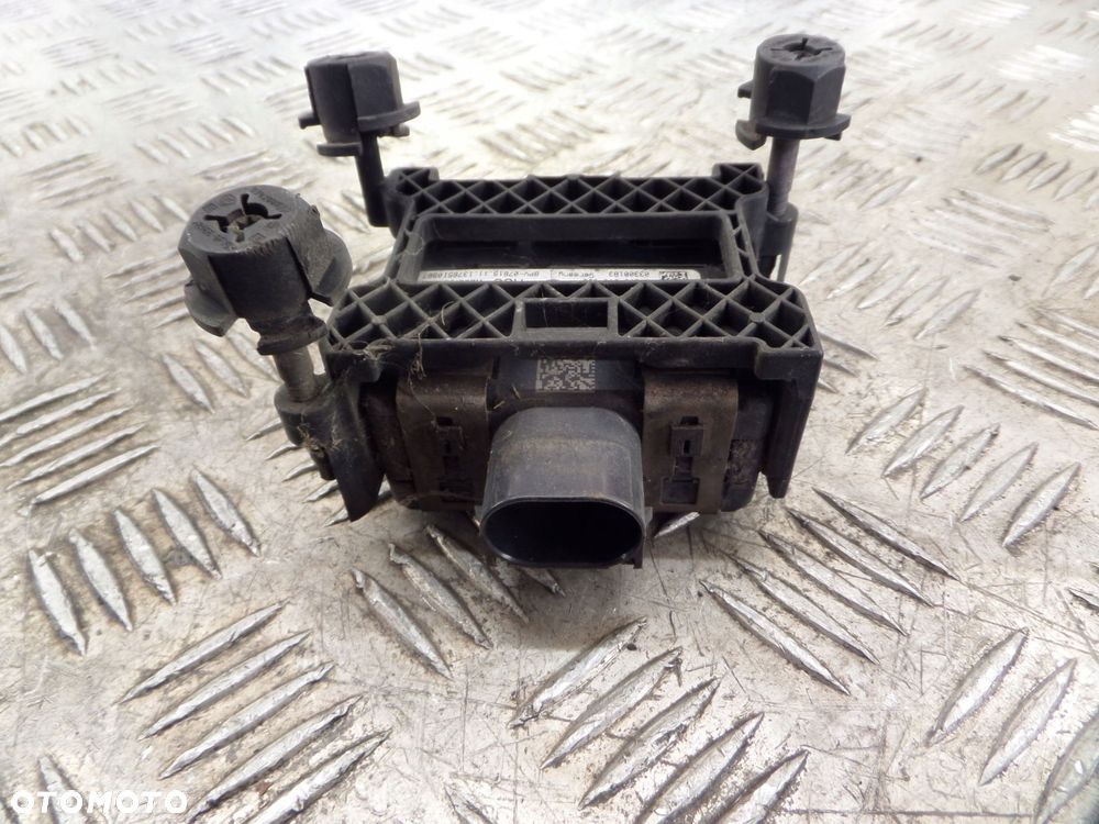 vw audi seat skoda 5q0907561f golf vii a3 loen iii radar sensor distronic - 4