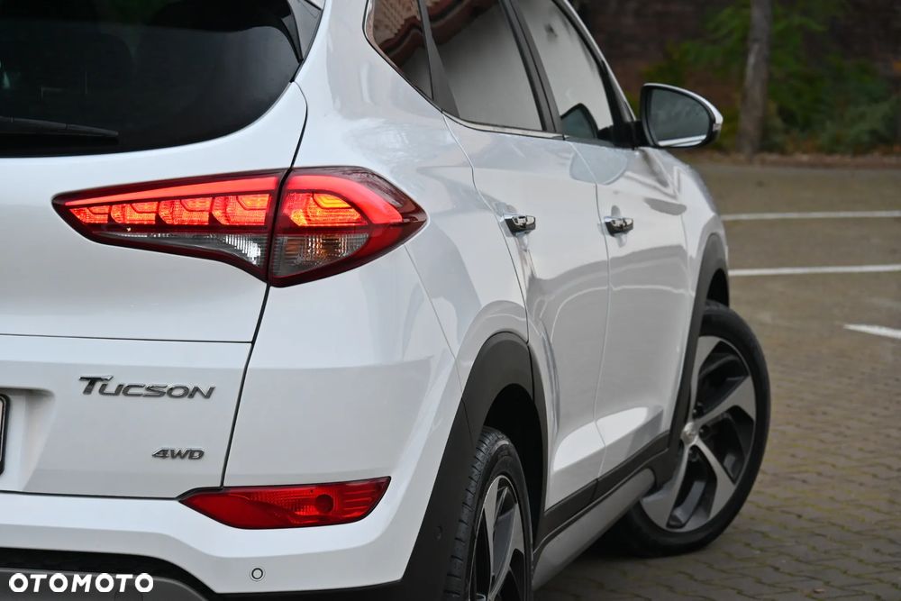 Hyundai Tucson 2.0 CRDi Premium 4WD - 15