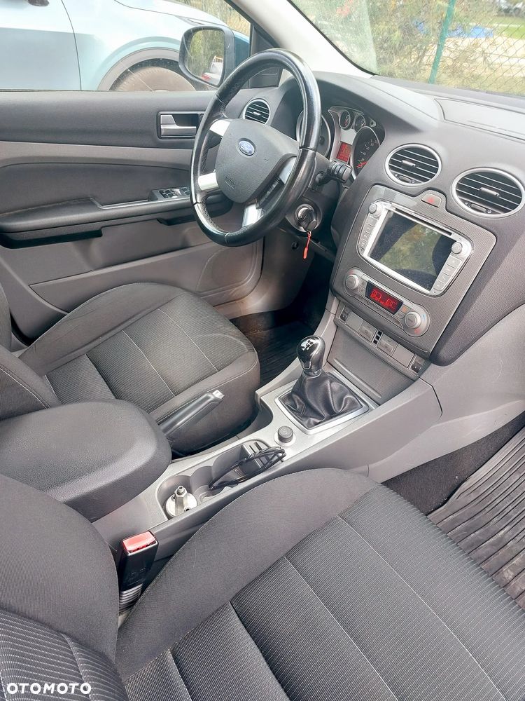 Ford Focus 1.8 FF Platinium X - 10