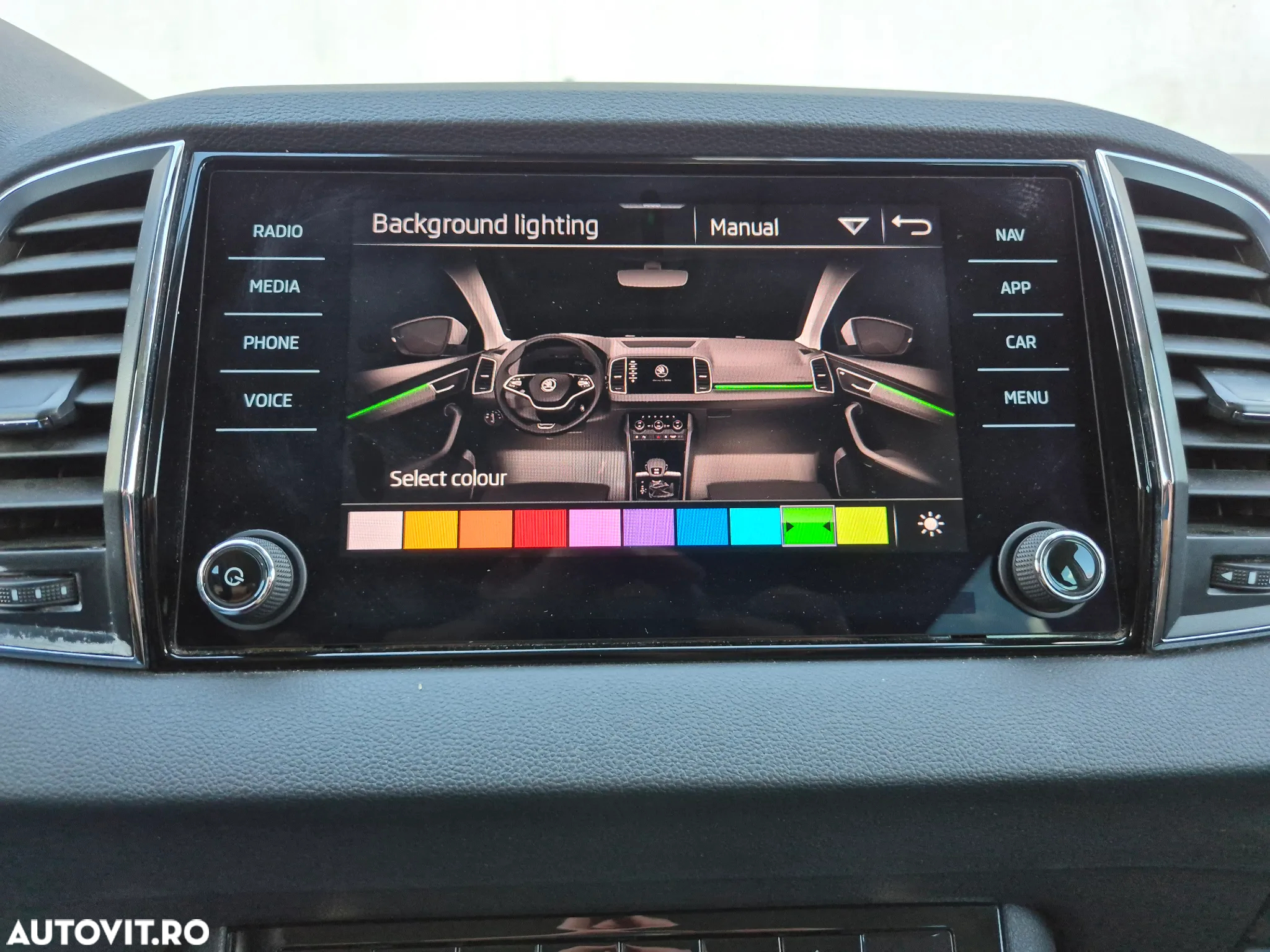 Skoda Karoq 1.5 TSI DSG Style - 30
