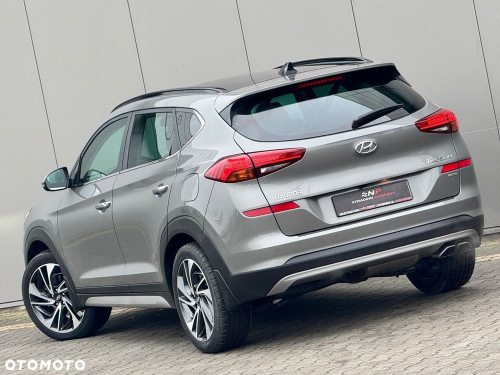 Hyundai Tucson 2.0 CRDI 4WD Automatik Premium - 33