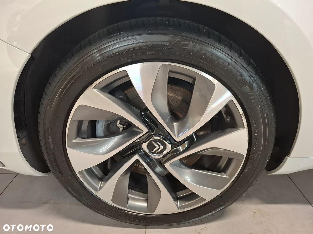 Citroën DS5 2.0 HDi SoChic - 8