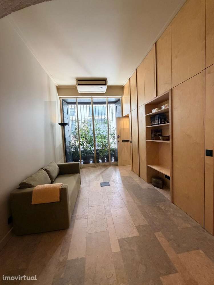 Estúdio/Loja convertida em T0 -  Rua de São Mamede, Lisboa - Grande imagem: 3/9