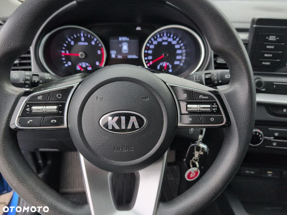 Kia Ceed 1.6 CRDi SCR M - 16