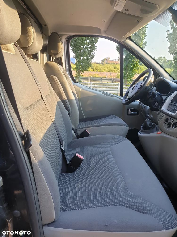 Opel vivaro - 6