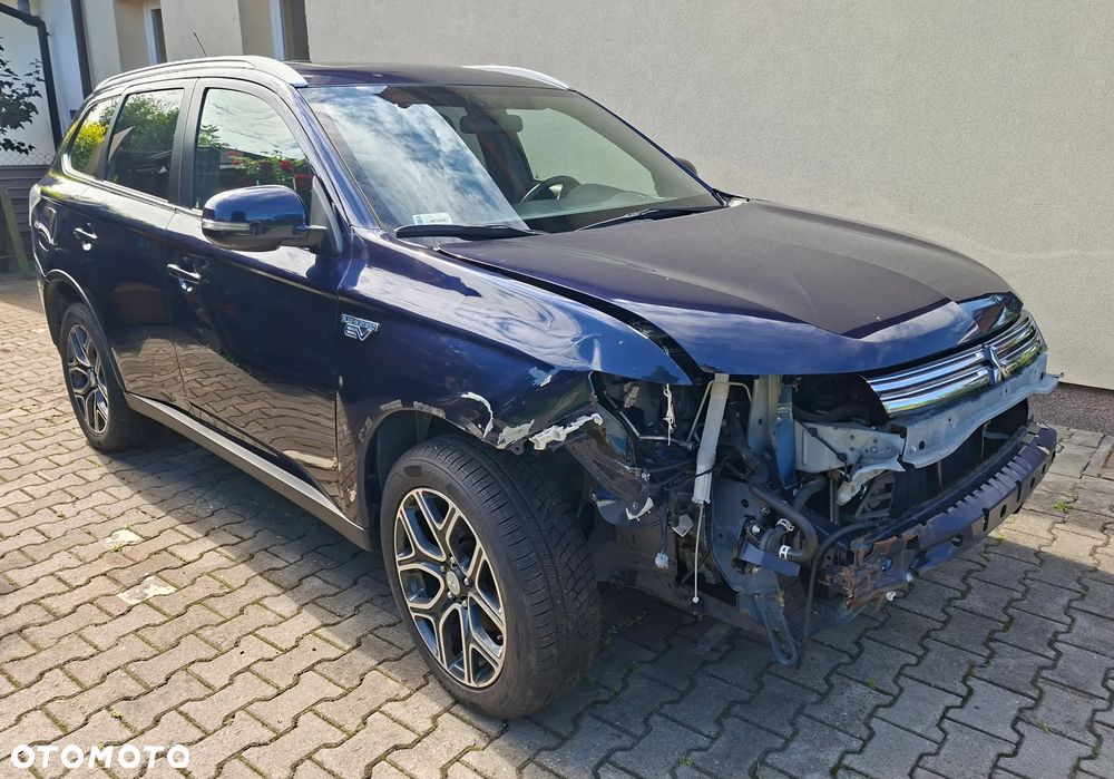 Mitsubishi Outlander Instyle NAVI - 6