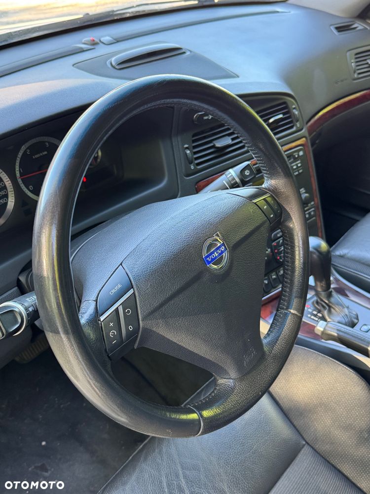 Volvo S60 2.4D5 Rubin - 19
