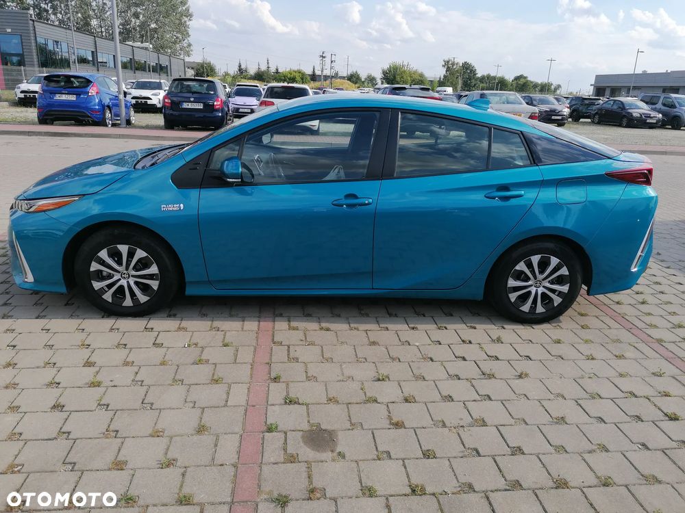 Toyota Prius (Hybrid) Comfort - 6