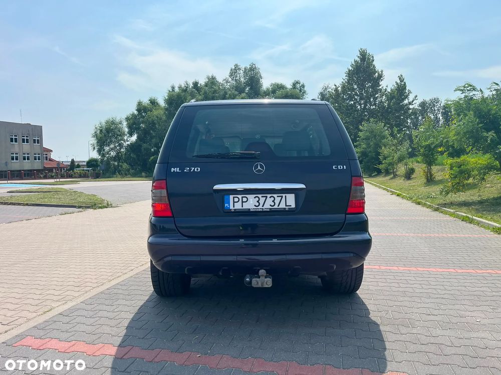 Mercedes-Benz ML - 6