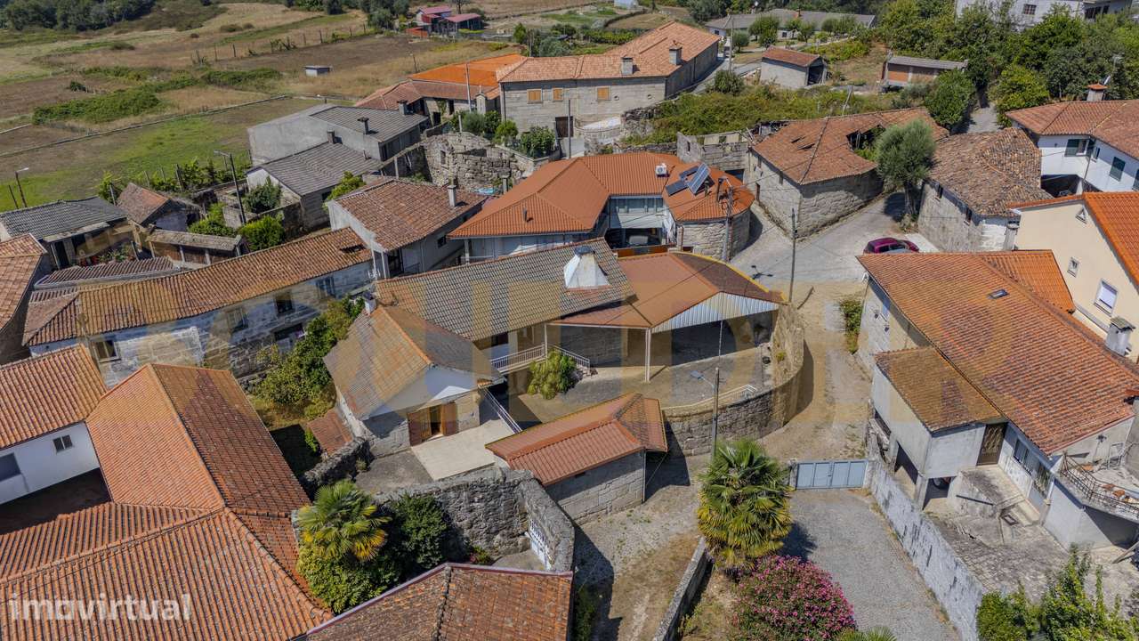 Moradia T3 em Sobradelo da Goma - Grande imagem: 3/48