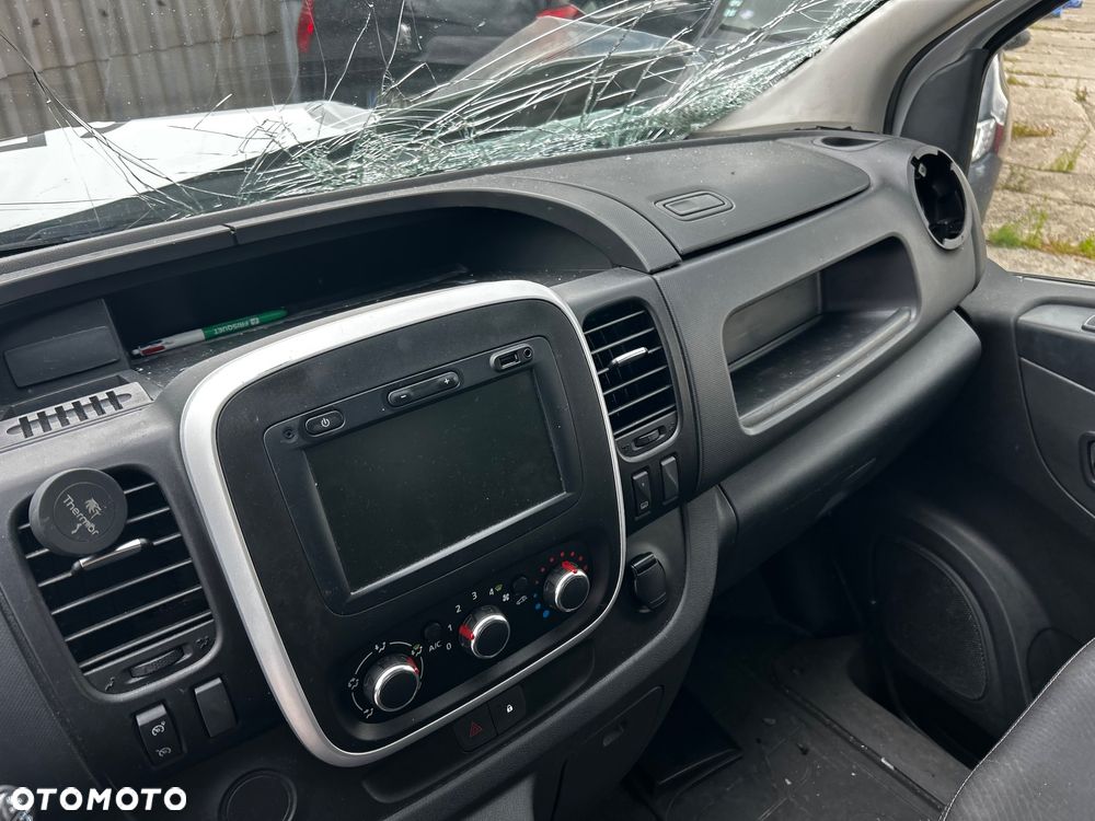 Renault TRAFIC - 25