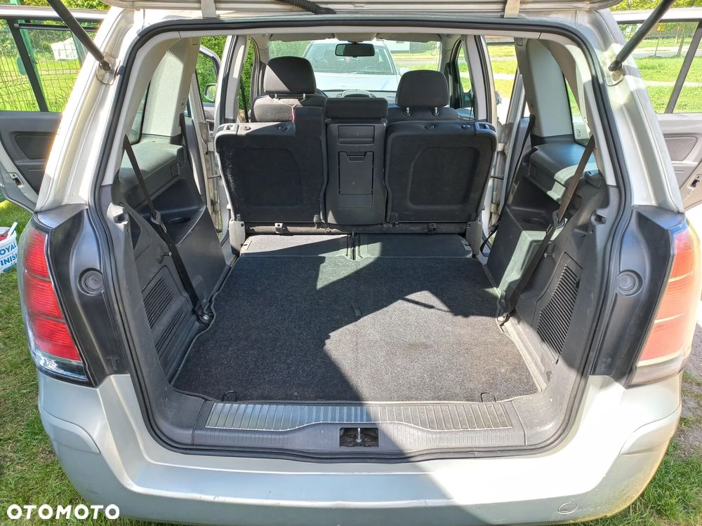 Opel Zafira 1.9 CDTI Sport ActiveSelect - 16