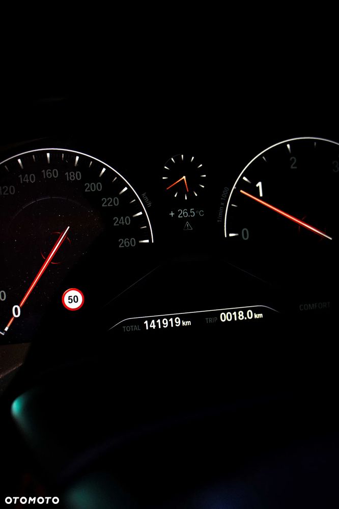 BMW Seria 5 520d xDrive Luxury Line sport - 15