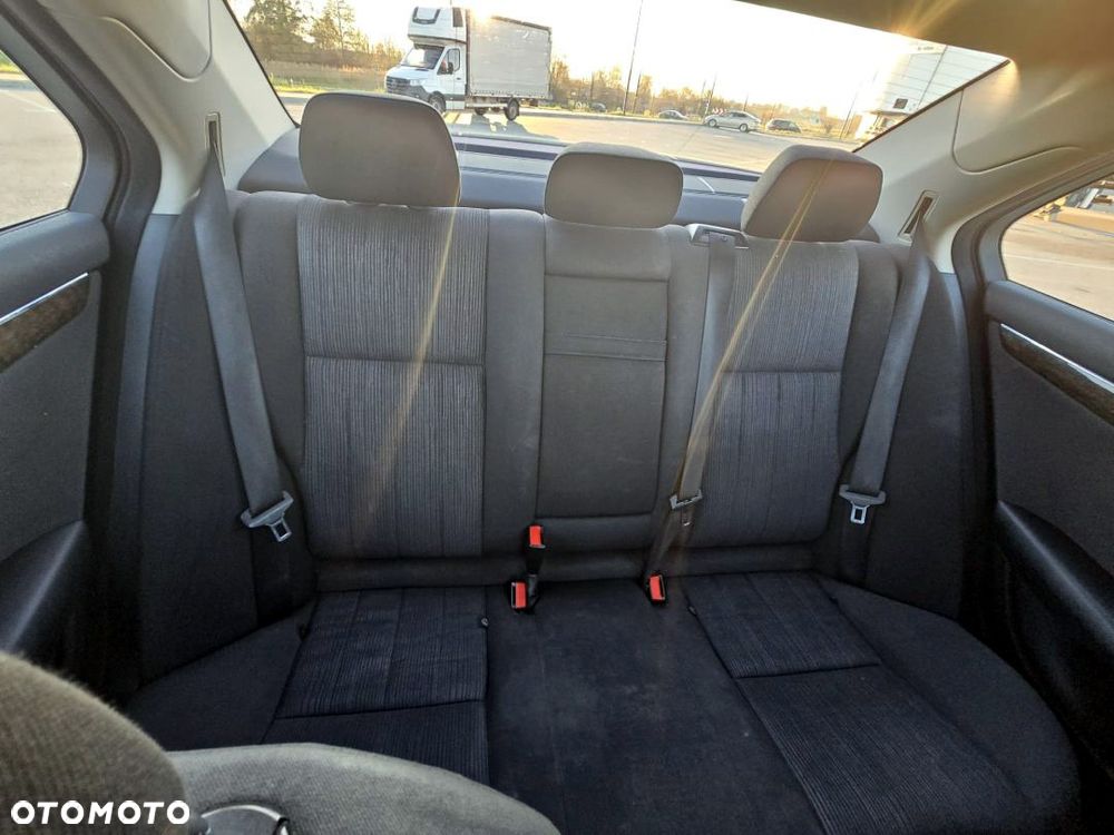 Mercedes-Benz Klasa C 180 Kompressor Avantgarde - 27