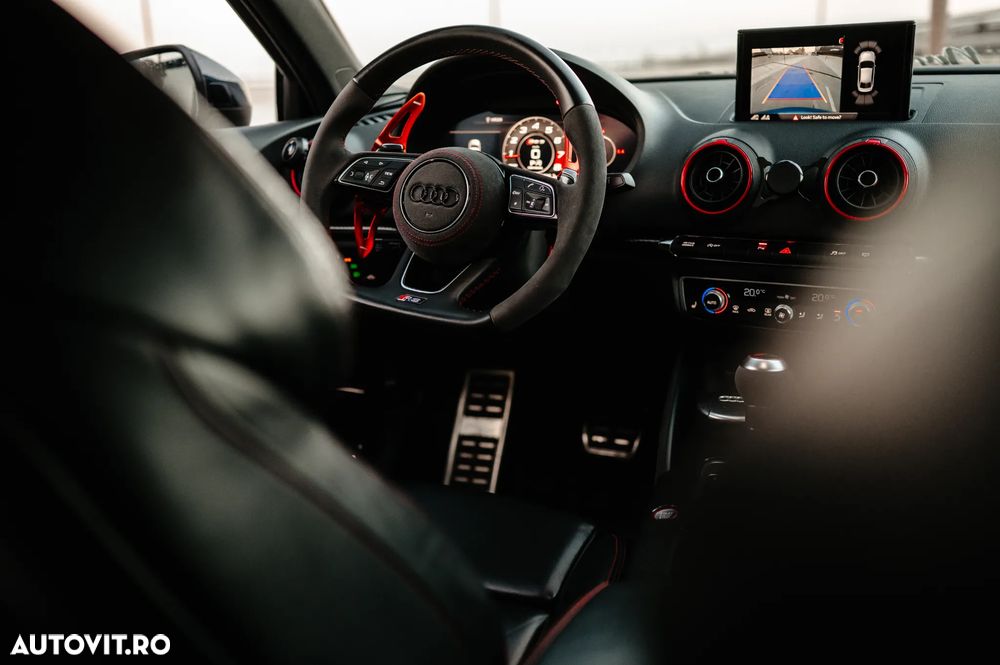 Audi RS3 TFSI Limousine quattro S tronic - 10