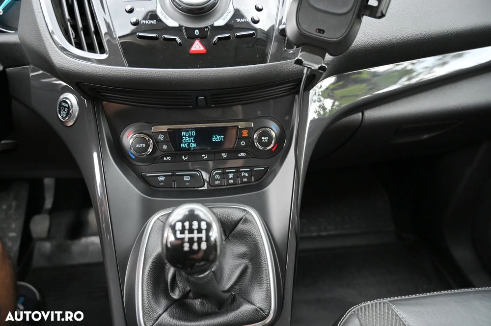FORD Kuga 2015 — imagine 19