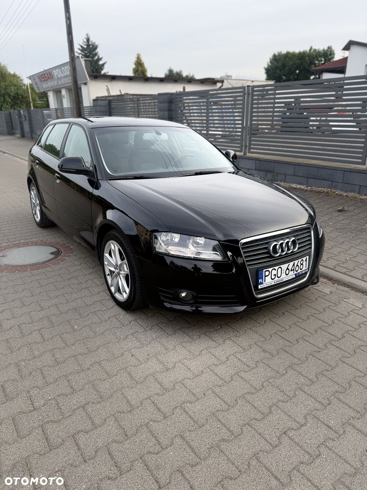 Audi A3 Sportback - 3