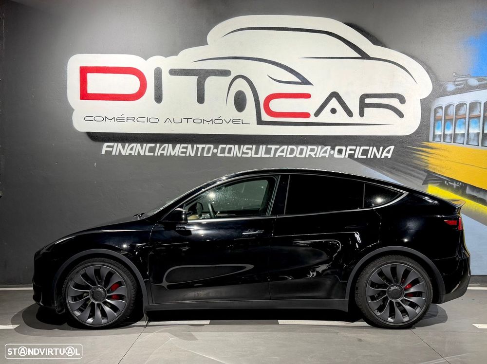 Tesla Model Y Performance Dual Motor AWD - 7