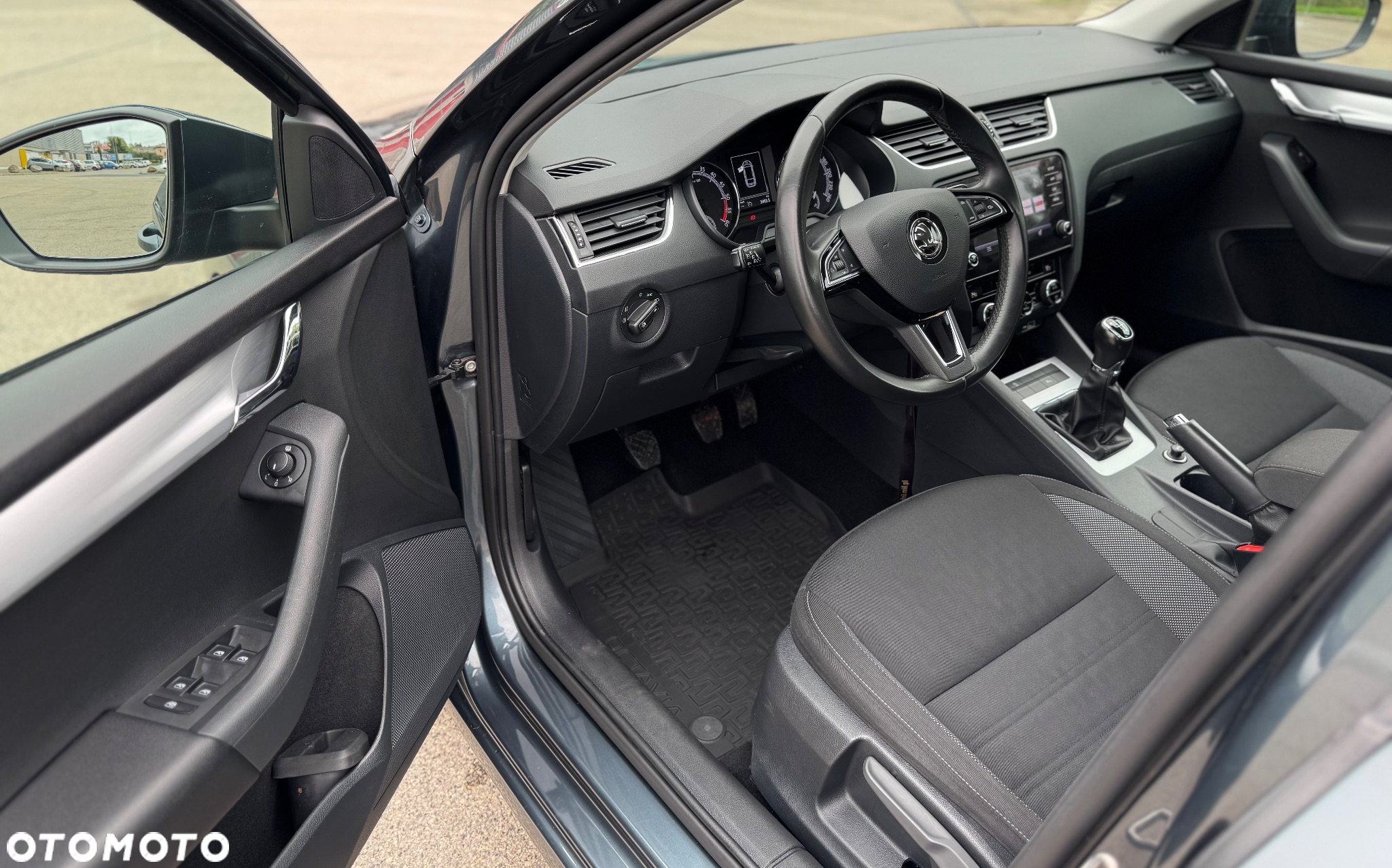 Skoda Octavia 1.6 TDI Business - 5