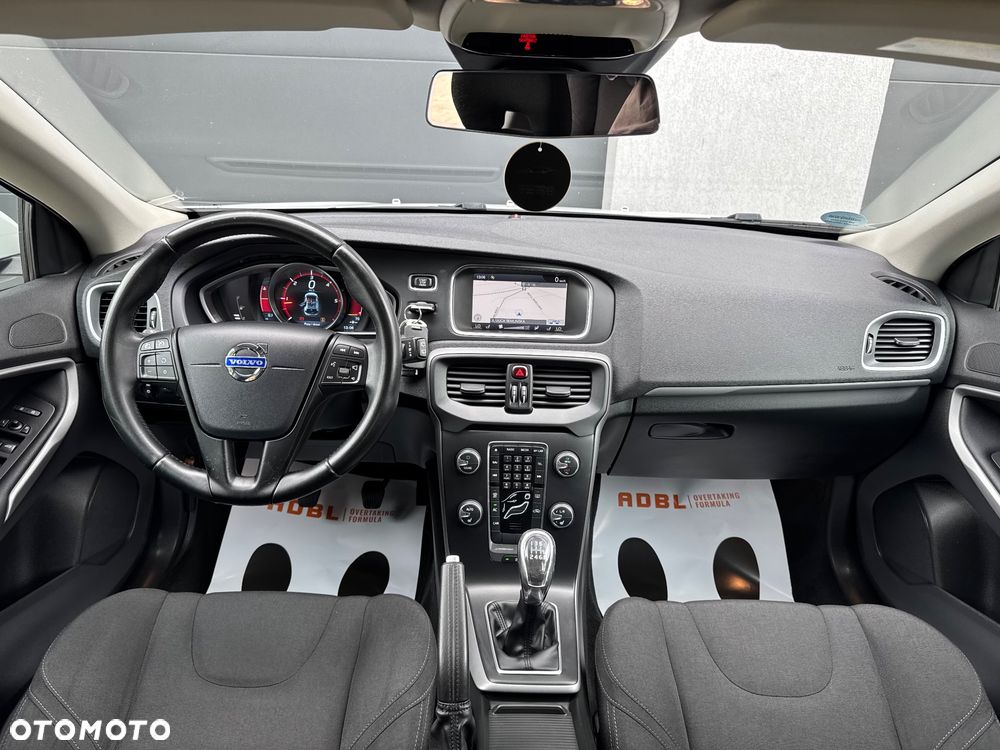 Volvo V40 D3 - 20