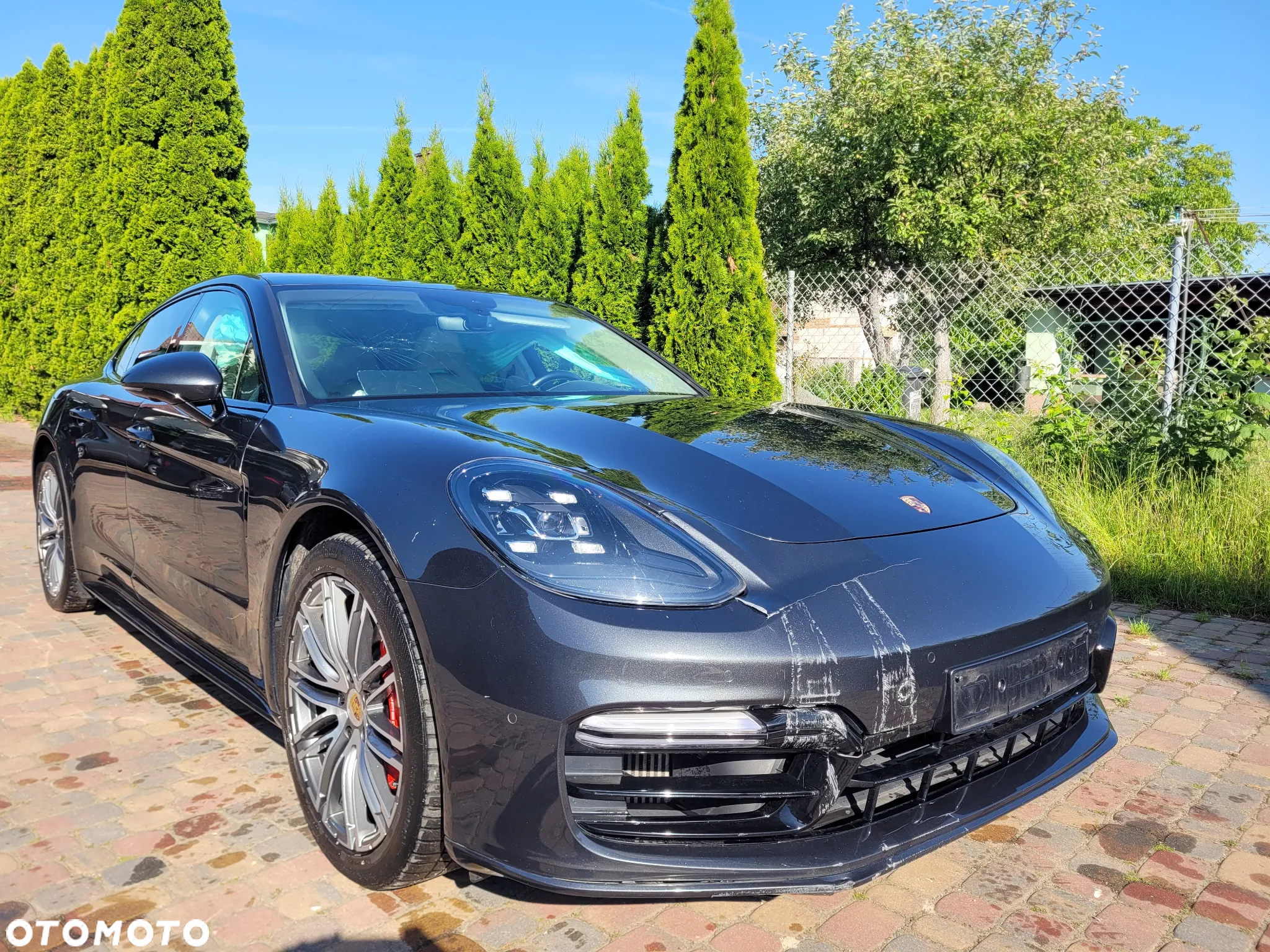 Porsche Panamera 4 E-Hybrid - 6