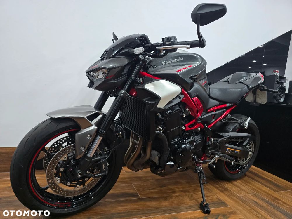 Kawasaki Z - 30