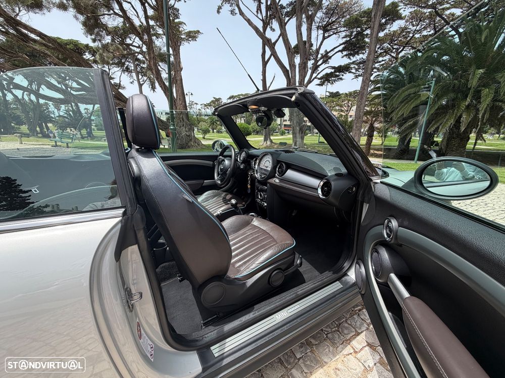 MINI Cabrio Cooper D - 8