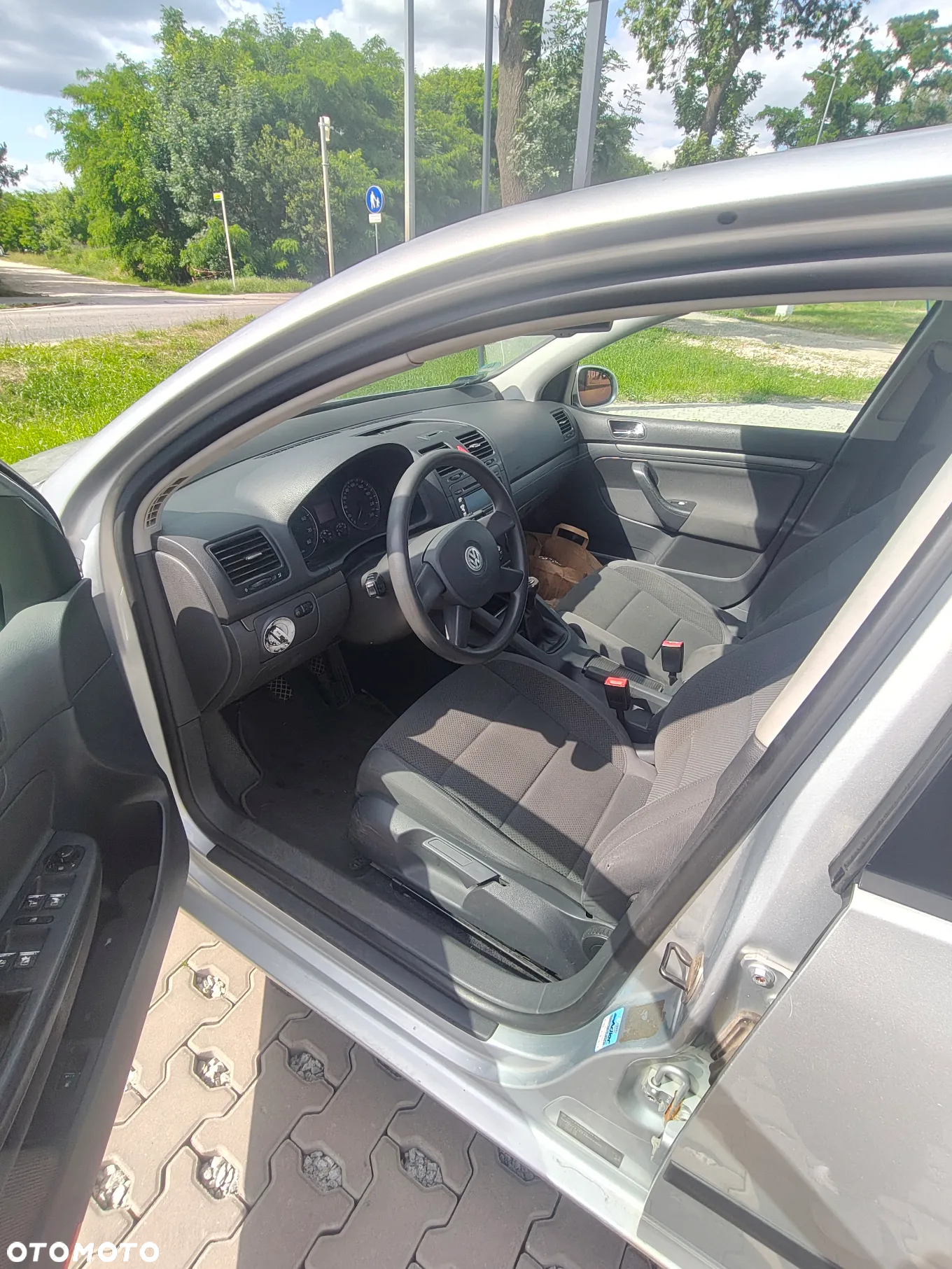 Volkswagen Golf 1.6 FSI Comfortline - 7