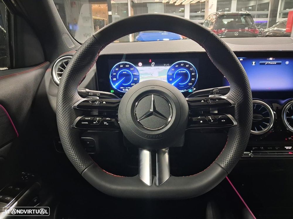 Mercedes-Benz EQA 250+ AMG Line - 22