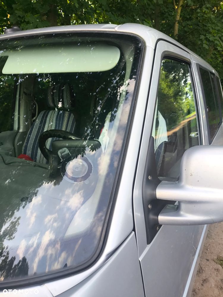 Volkswagen Multivan - 5