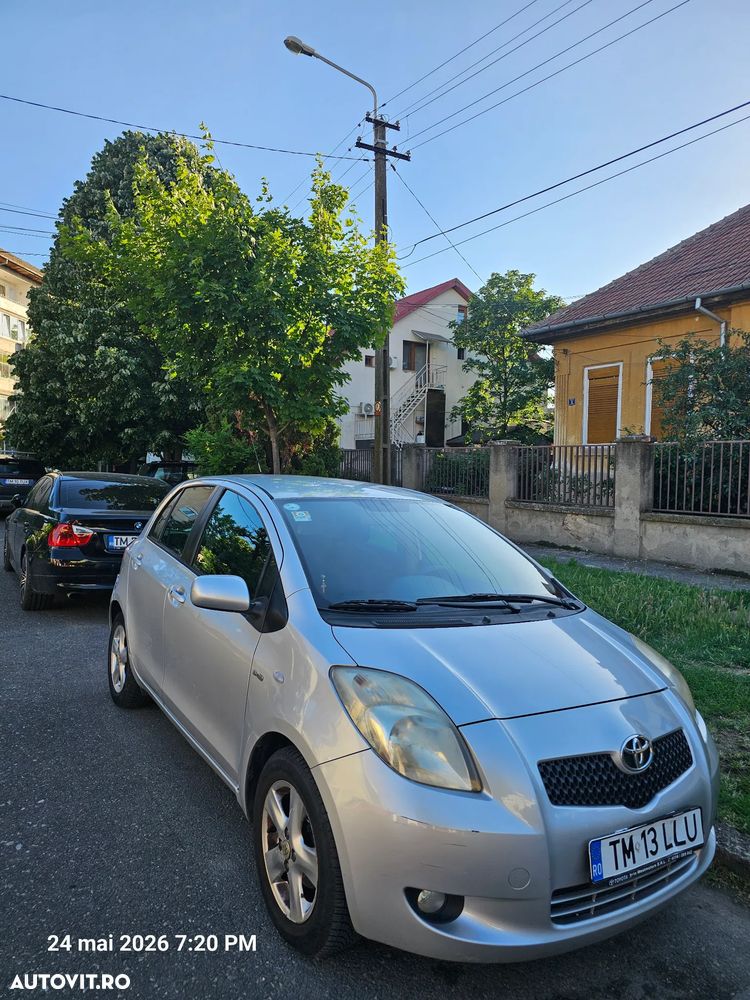 Toyota Yaris 1.4 D-4D Sol - 3