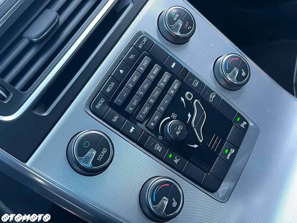 Volvo S60 D5 R-Design Summum - 27