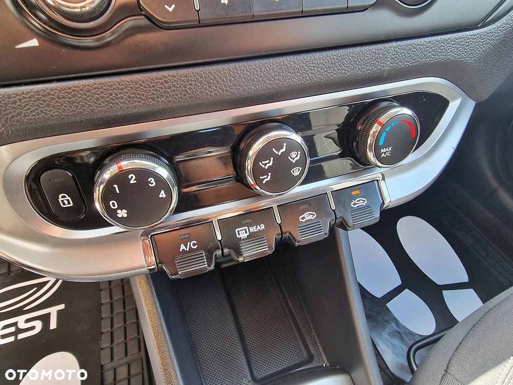 Kia Rio - 18