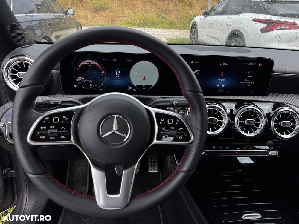 Mercedes-Benz CLA 200 - 33