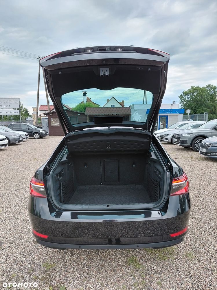Skoda Superb 2.0 TSI Style DSG - 38