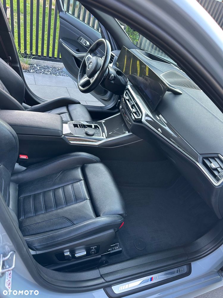 BMW Seria 3 320i xDrive M Sport - 9