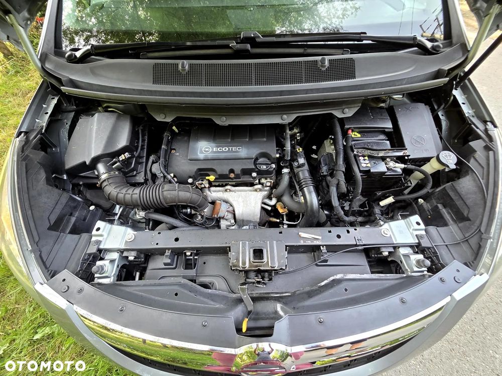 Opel Zafira 1.4 T Cosmo - 37