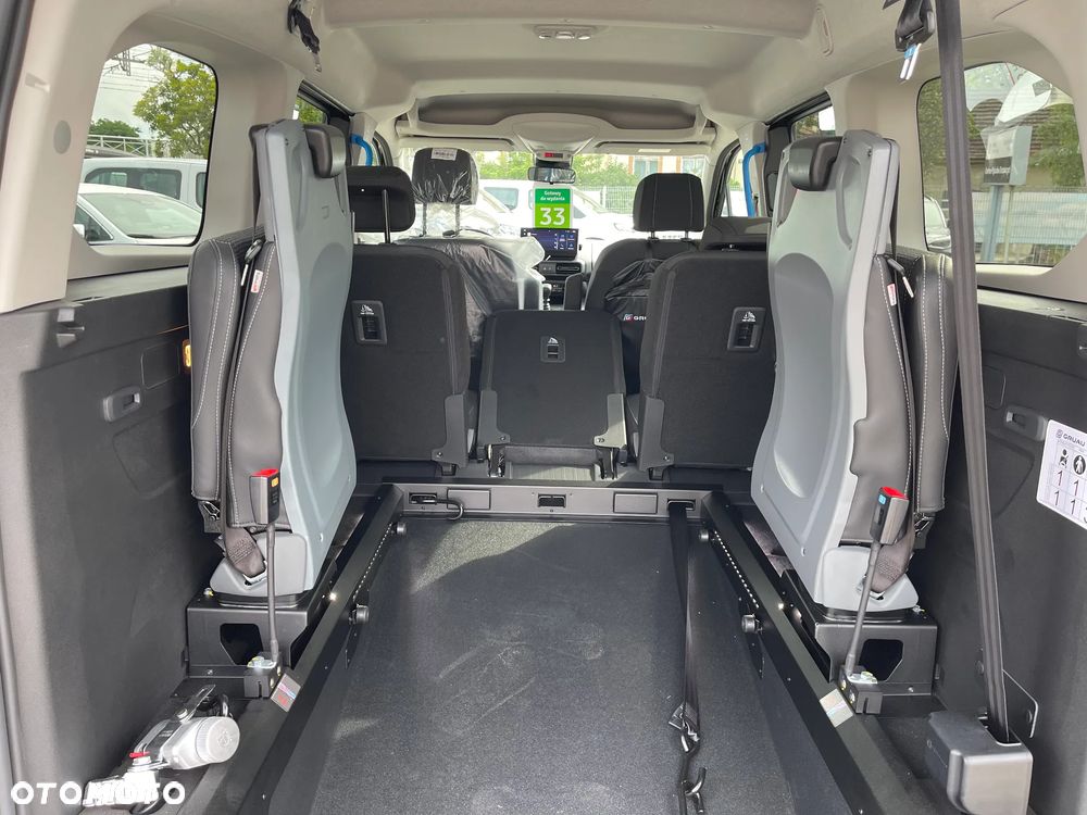 Toyota Proace City Verso Long 1.5 D-4D Family - 13
